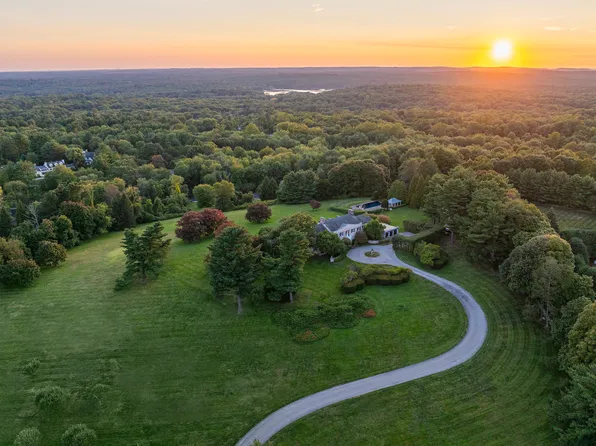 930 Oenoke Ridge, New Canaan, CT 06840