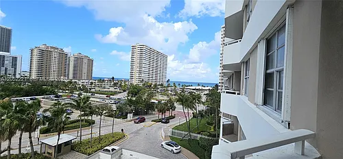 1985 S Ocean Dr #5D Photo 1