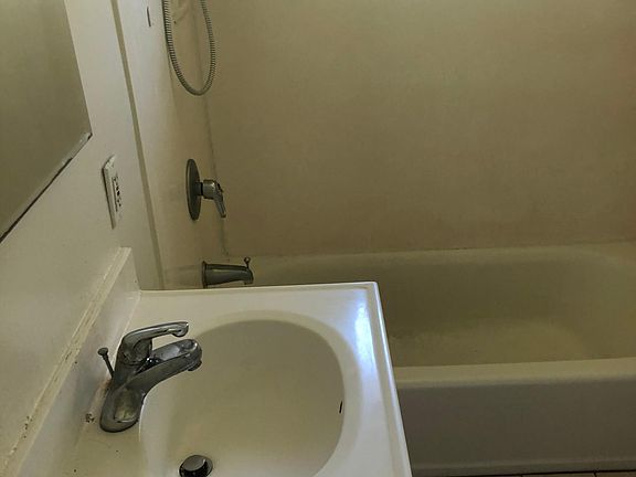 5th image of 873 Pippin Dr