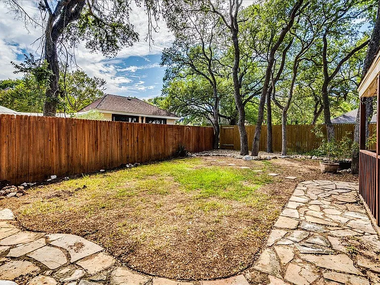 3111 Festus Dr — Photo 17