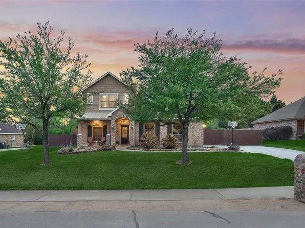 283 Berkley Dr, Montgomery, TX 77356