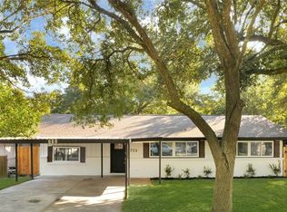 713 S 5th St, La Porte, TX 77571