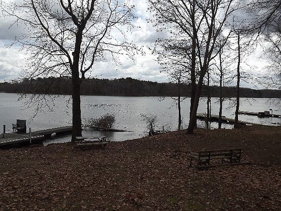 3rd image of 218 Mooresville Park Cir