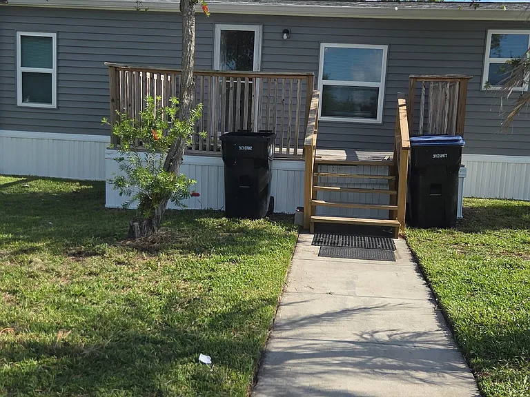 6999 Pompeii Rd — Photo 20