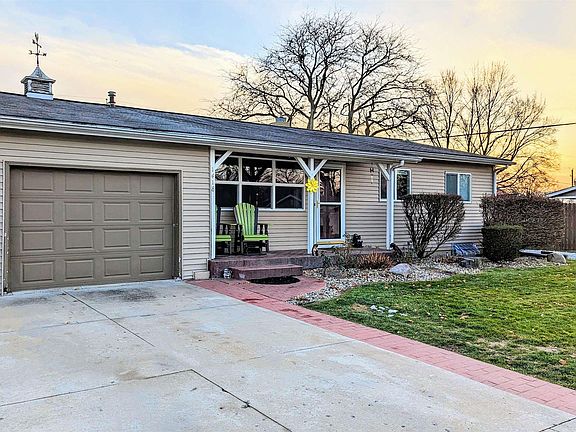 3rd image of 1418 Catherwood Dr