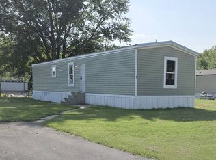 1001 E Macarthur Rd #106, Wichita, KS 67216