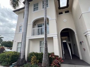 11503 NW 89th St APT 201, Doral, FL 33178