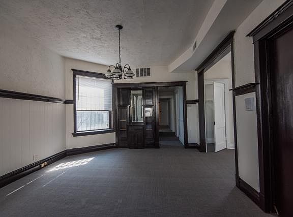 2nd image of 3310 N Lincoln Ave #3