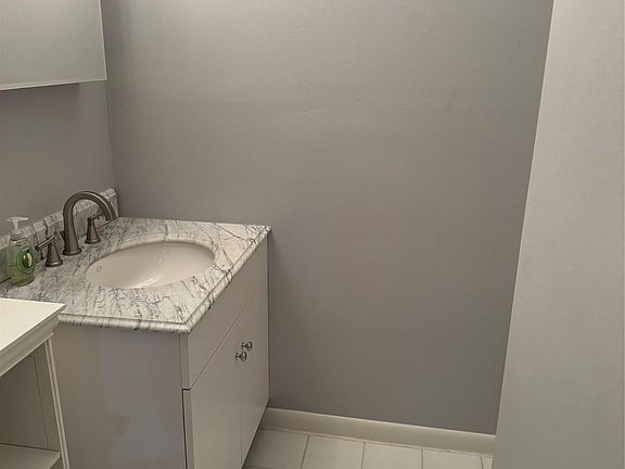 4th image of 88 Eagle Ridge Way