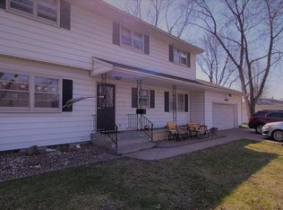 3642 7th St, East Moline, IL 61244