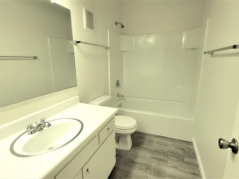 677 Morro St — Photo 14