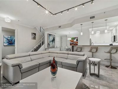 2625 NE 14th Ave APT 116, Wilton Manors, FL, 33334