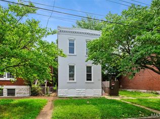 3650 Salena St, Saint Louis, MO 63118