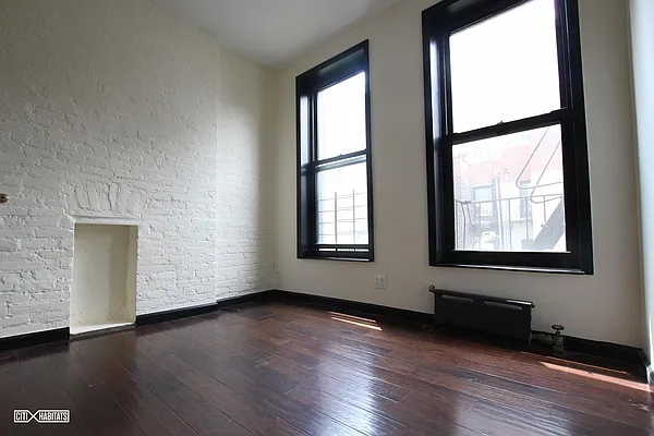 Rented by Citi Habitats | media 9