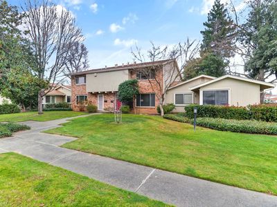 8275 La Riviera Dr, Sacramento, CA, 95826