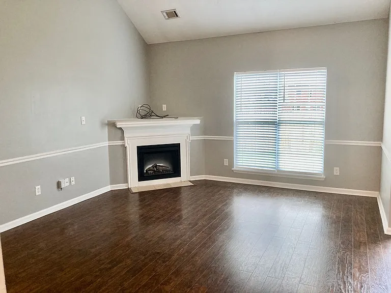 7593 Pleasantville Way — Photo 6
