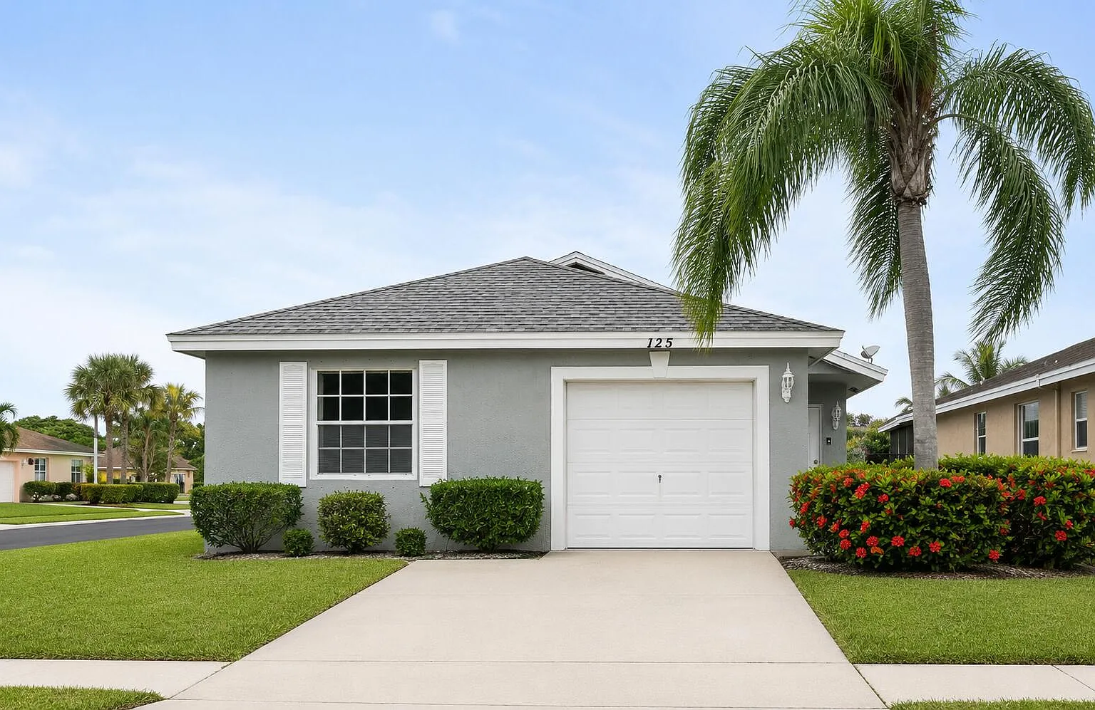 3 bed, 2.0 bath, 1325 sqft, $3,000 — Photo 2