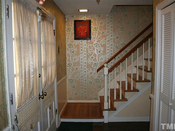 3rd image of 708 W Murray Ave
