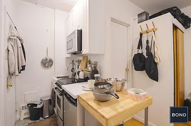 Rented by Bond New York