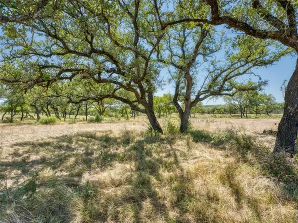 600 County Road 414, Spicewood, TX 78669