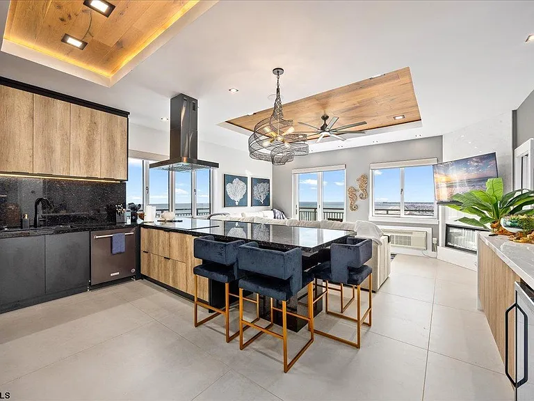 9600 Atlantic Ave #1815 — Photo 4