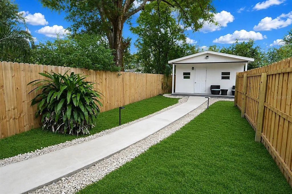 1 bed, 1.0 bath, 530 sqft, $1,100 — Photo 4