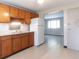 6 Yale Pl APT 4, Buffalo, NY 14210