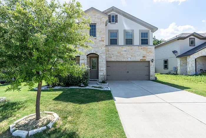 4 bed, 2.5 bath, 2330 sqft, $2,245 — Photo 1