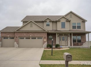 1621 Autumn Rdg, Washington, IL 61571