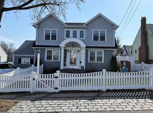 158 Standish Rd, Quincy, MA 02171