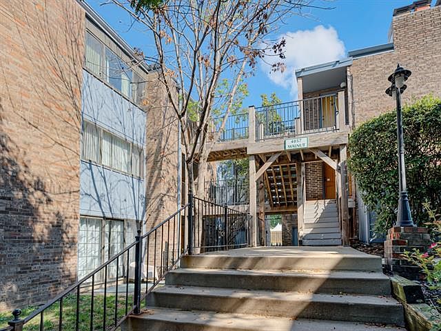 1st image of 4057 Walnut St APT 6