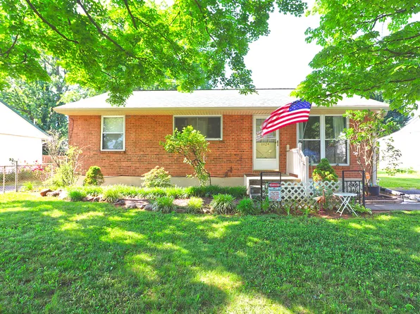 1424 Antrim St, Salem, VA 24153