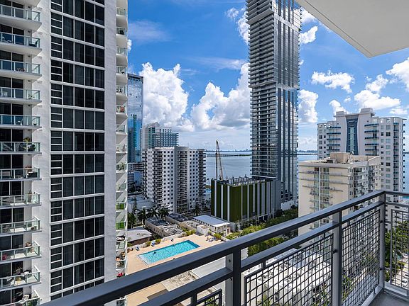 5th image of 2160 N Bayshore Dr #3A