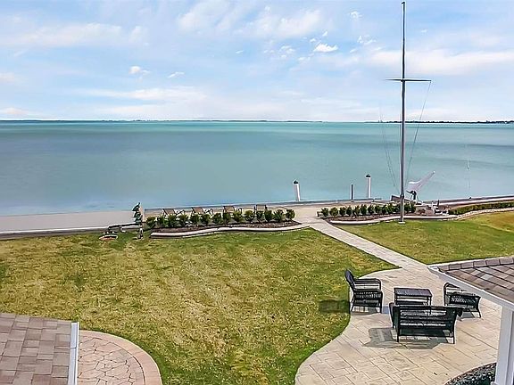 4th image of 45990 Private Shore Dr