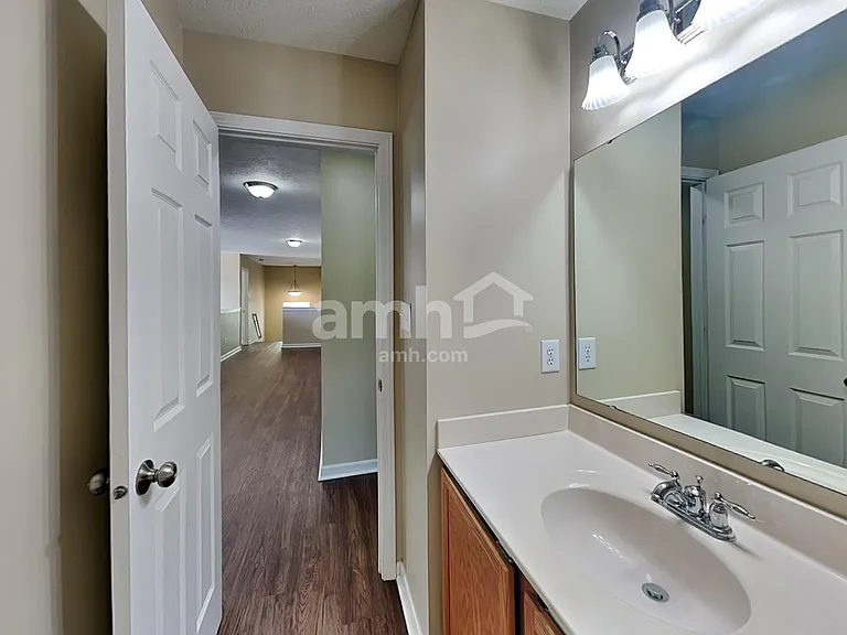 12024 Seahawks Ln — Photo 27