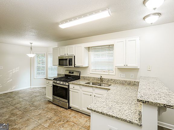 5th image of 1430 Binford Pl