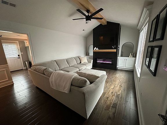2nd image of 222 Bally Castle Ct