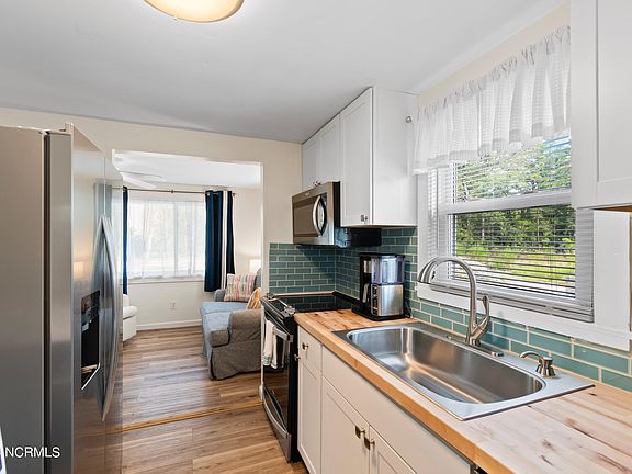 5th image of 713 W 11th Street