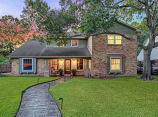 4007 Highknoll Ln, Seabrook, TX 77586