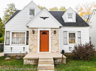 111 Colrain St SW, Wyoming, MI 49548