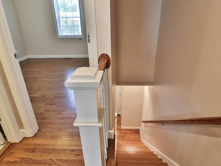 2831 Laclede Station Rd — Photo 13