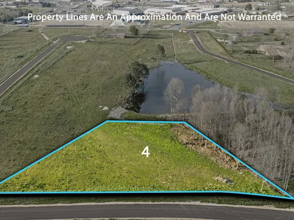 4 Garrett St, Rainsville, AL 35986