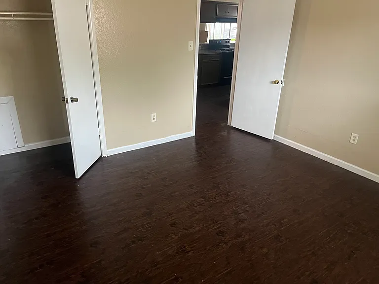 1503 Donovan St #8 — Photo 7