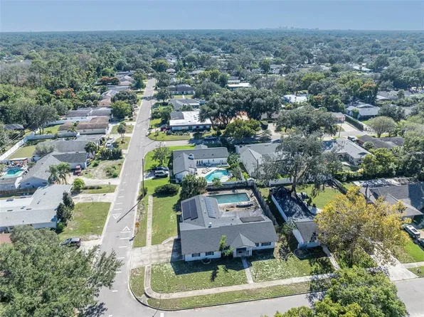 2494 Castlewood Rd, Maitland, FL 32751
