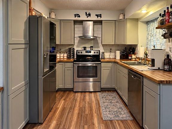 4th image of 14021 S Summertree Ln