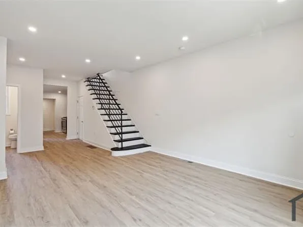 1814 S Taylor St, Philadelphia, PA 19145