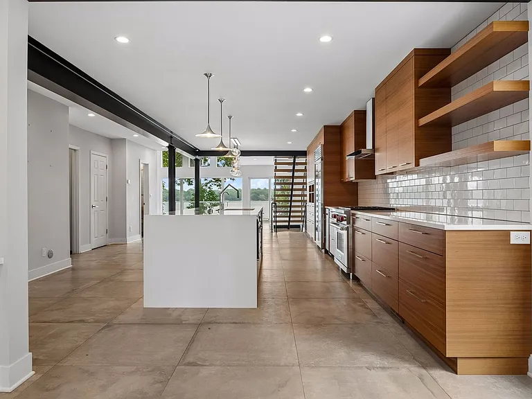 176 Peninsula Rd — Photo 6