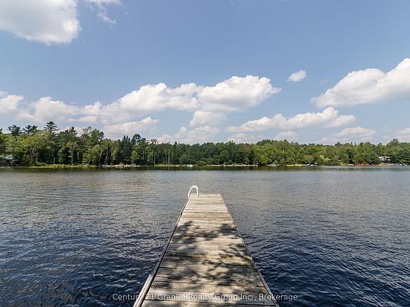 2nd image of 1059 Dunn Rd
