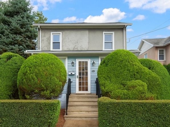 30 Walter Hammond Pl