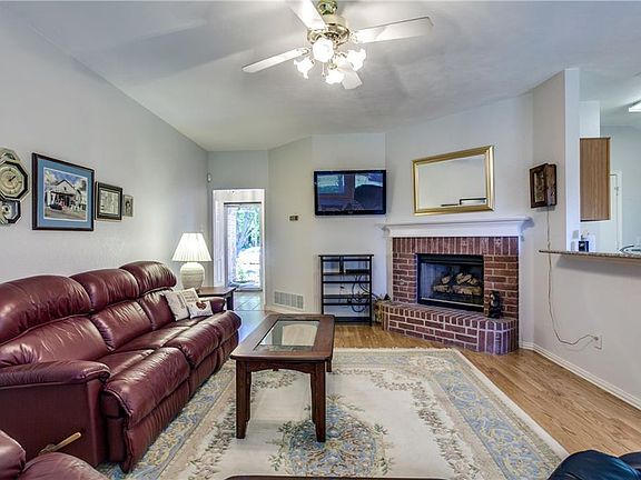 4th image of 3110 Scenic Glen Dr